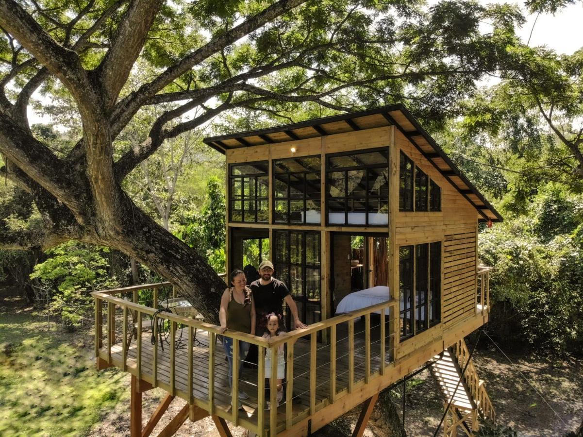 Вилла Casa En El Arbol Утика Экстерьер фото