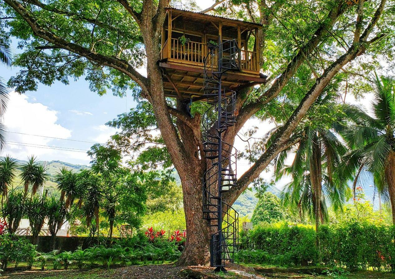 Вилла Casa En El Arbol Утика Экстерьер фото
